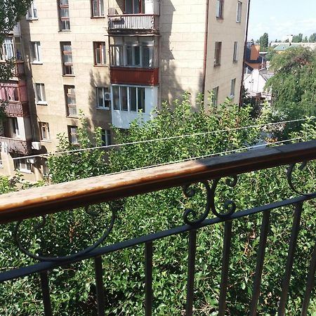 Apartment On 8 Marta นิโกลาเยฟ ภายนอก รูปภาพ